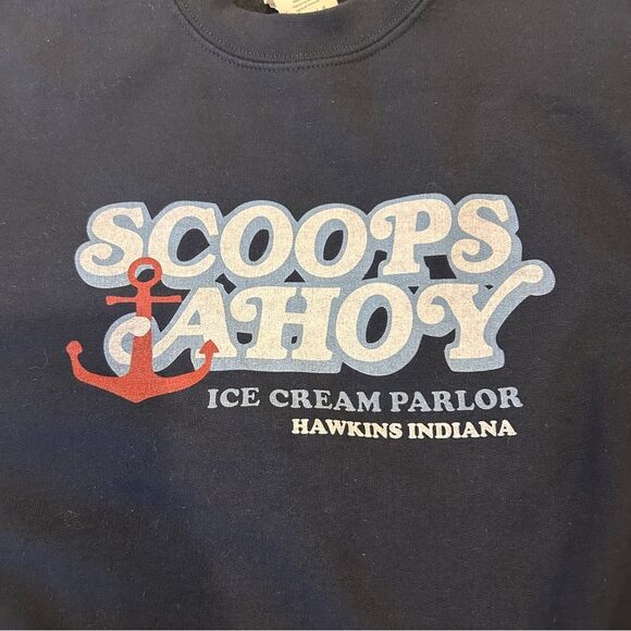 Gildan Heavy Blend Scoops Ahoy Boy's Blue Crew Neck Pullover Sweater Size Medium - Picture 3 of 7